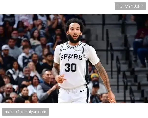 马刺防守效率联盟第三 篮板控制能力位居联盟前列