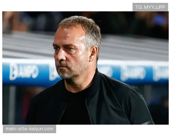 弗里克强调防守是全队职责 高位压迫体系要求全员参与攻防转换